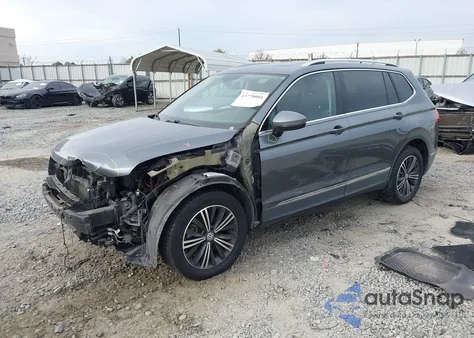 2019 Volkswagen Tiguan 2.0T Se/2.0T Sel/2.0T Sel R-Line/2.0T Sel R-Line Black из США, поврежденный, VIN 3VV3B7AX9KM077656
